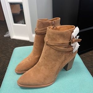 New Heeled Booties